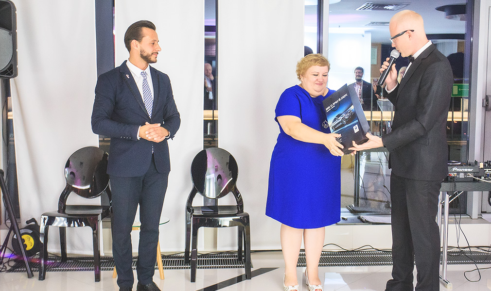 Светская жизнь